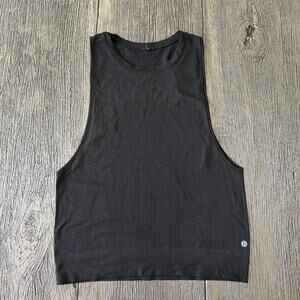 Lululemon Breeze By Muscle Tank II Sleeveless Top Athletic Size 6